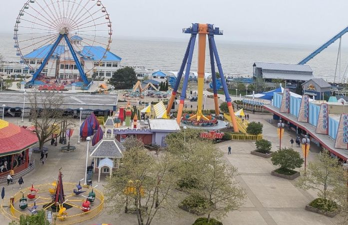  Photo of cedar point ferris wheel